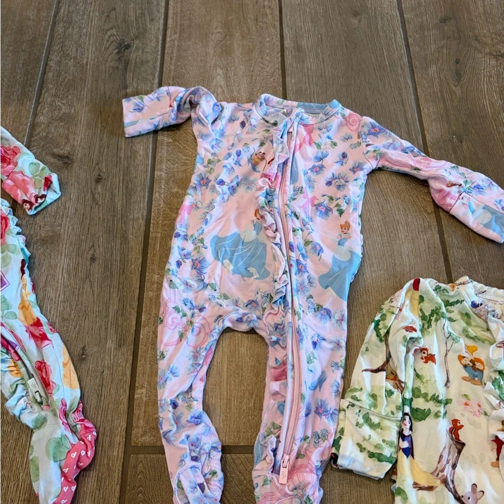 Posh Peanut Disney princess Pjs Newborn Belle Snow white Cinderella comes with 4 - Picture 5 of 9